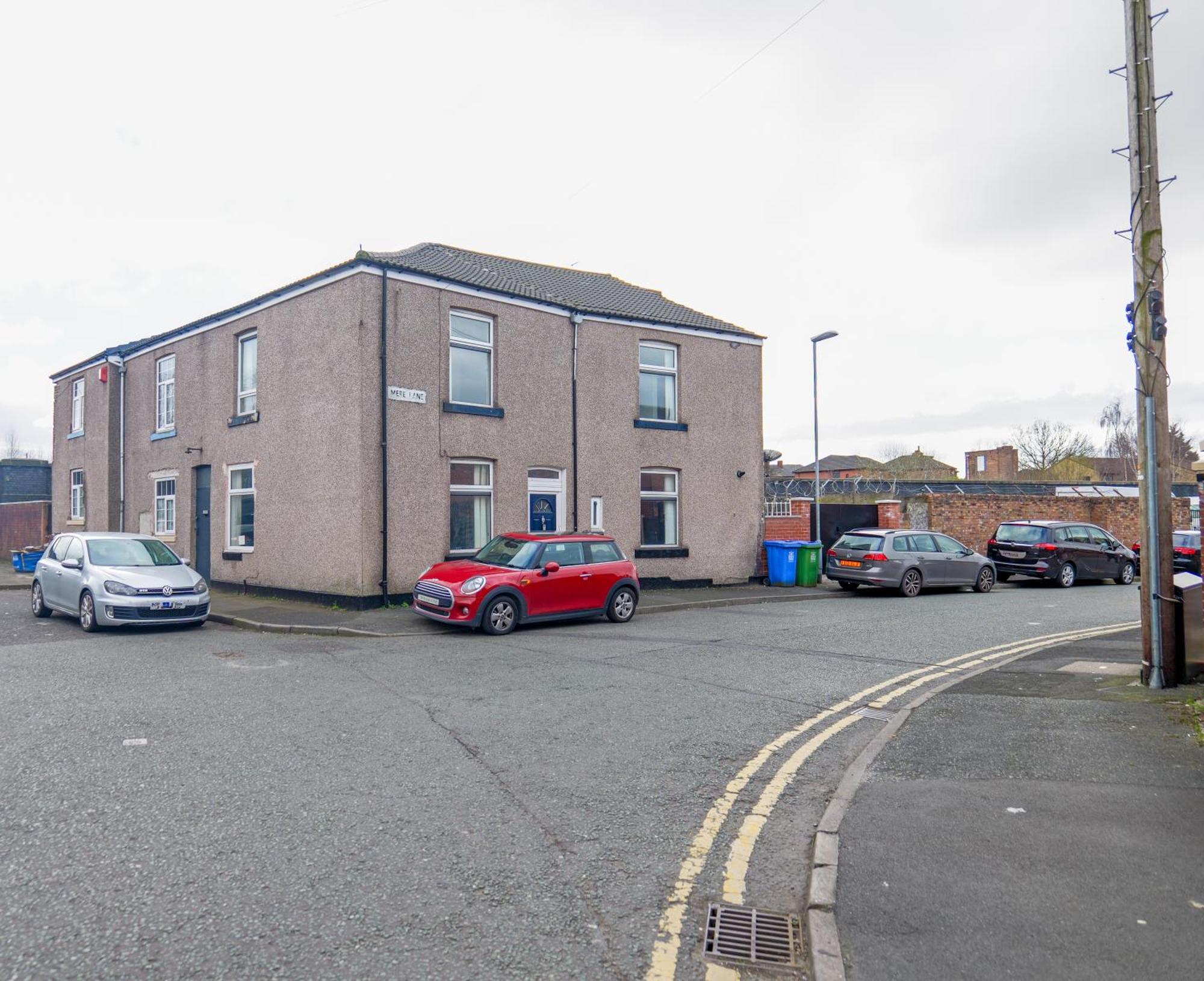Rochdale 3 Bedroom House 2 Bath With Free Parking Sleeps 7 Extérieur photo